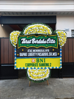 Papan Bunga Duka di Kersanagara