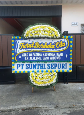 Papan Bunga Duka di Kersanagara